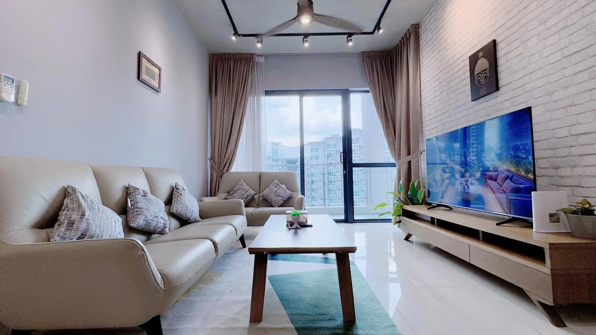 アパート Sunway Velo Kl 2Br Homestay By Whome クアラルンプール