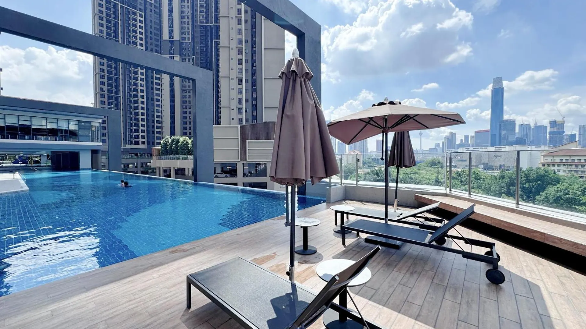 Sunway Velo Kl 2Br Homestay By Whome Kuala Lumpur
