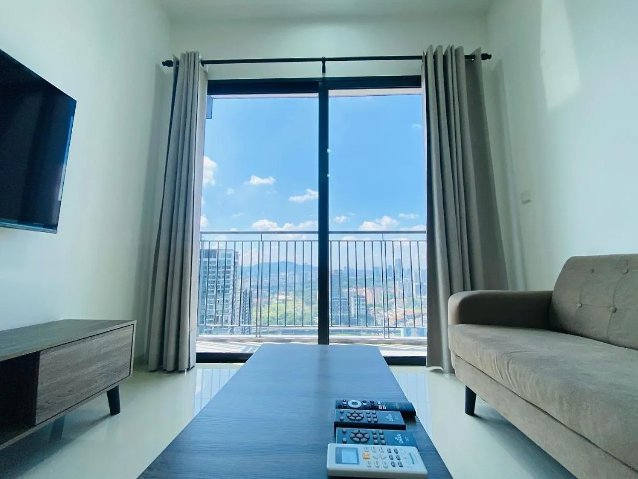 Sunway Velo Kl 2Br Homestay By Whome Kuala Lumpur