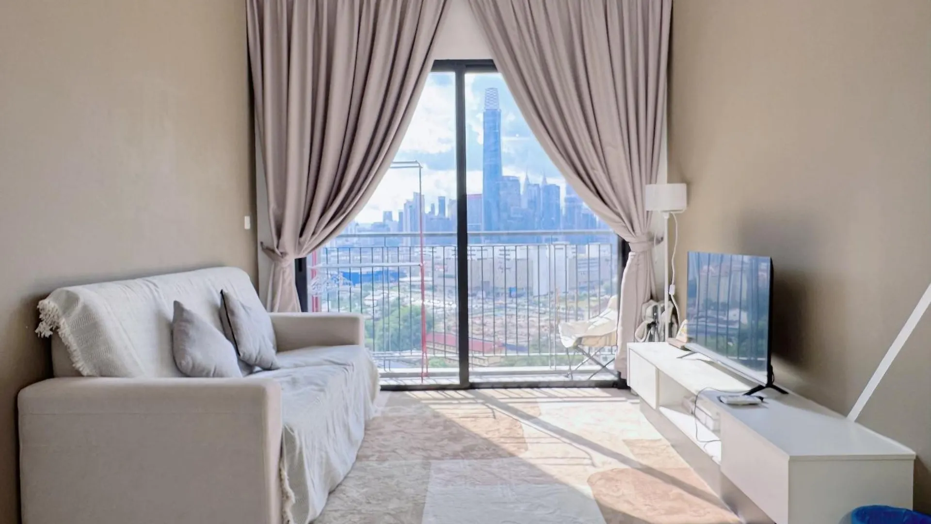 Sunway Velo Kl 2Br Homestay By Whome Kuala Lumpur 0*,  Ma­lay­sia