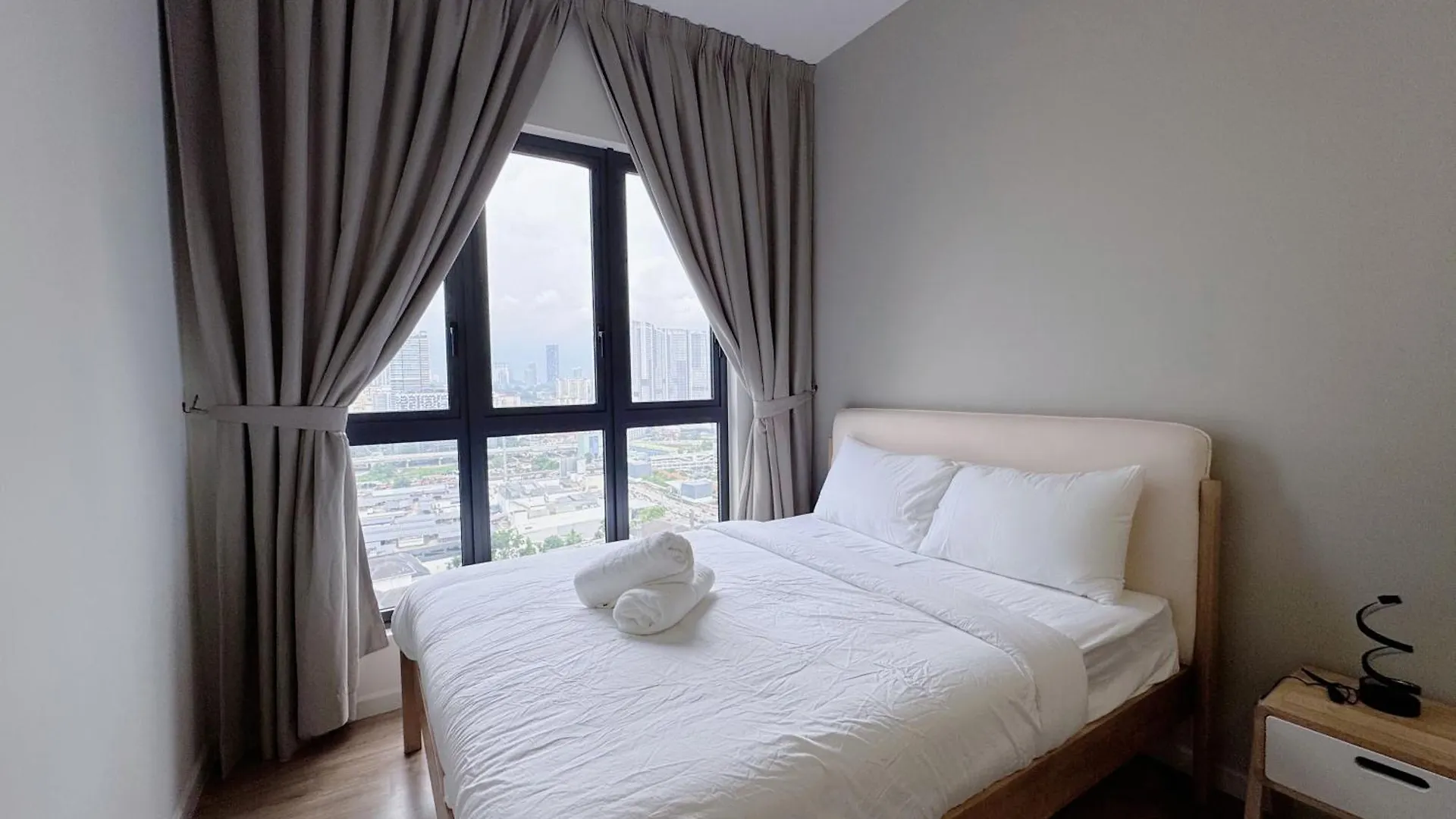 Sunway Velo Kl 2Br Homestay By Whome Kuala Lumpur 0*,